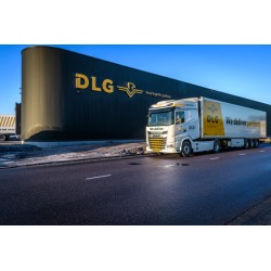 WSI Daf XG 6x2 midlift DLG logistics