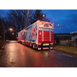 Tekno Volvo FH5 globetrotter XL Peet Beekenkamp