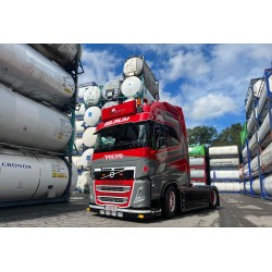 Tekno set van 2x Volvo FH5 globetrotter XL SL-logistics