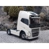 Tekno Basis Volvo FH5 Globetrotter XL 4x2