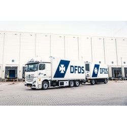 WSI MERCEDES-BENZ ACTROS MP5 DFDS