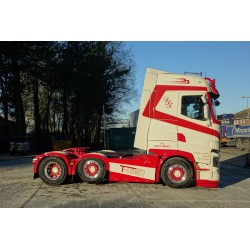 Tekno Renault T high 6x2 Shotton