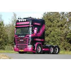 Tekno Set van 2 trekkers Hart Transport