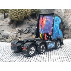 Tekno Volvo FH5 globetrotter XL 6x2 Hawkins