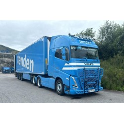 WSI VOLVO FH5 GLOBETROTTER XXL Tenden