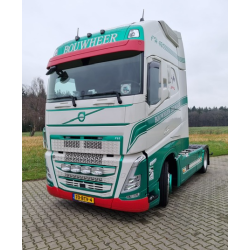 Tekno Volvo FH5 globetrotter XL Bouwheer