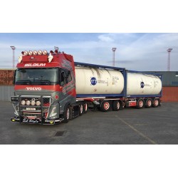 Tekno Volvo FH5 globetrotter XL 6x2 SL logistics