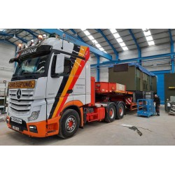 WSI MERCEDES-BENZ ACTROS BIG SPACE J. Boutique s.a.