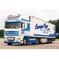 WSI DAF 95XF SUPER SPACE CAB 4X2 Europe Flyer