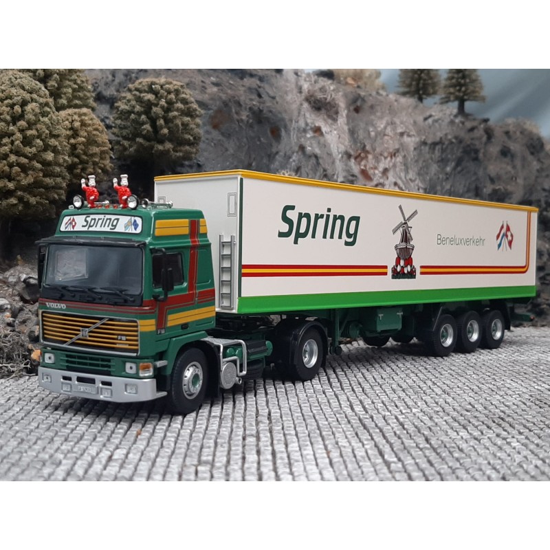 Tekno Volvo F16 Globetrotter Spring