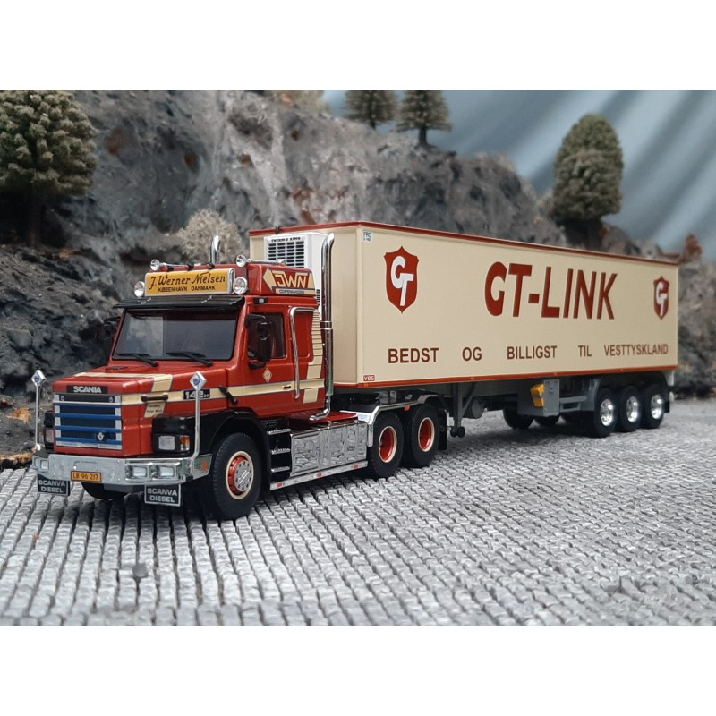 Tekno Scania Torpedo 142 sleepas trekker Werner Nielsen met 3-assige koeloplegger