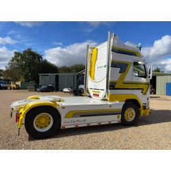 Tekno Volvo FH12 Globetrotter XL Payne - Greek Volvo