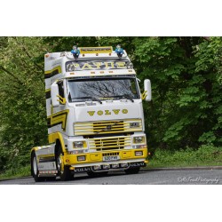 Tekno Volvo FH12 Globetrotter XL Payne - Greek Volvo