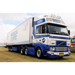 Tekno Volvo FH12 globetrotter XL 6x2 Erik R. Larsen
