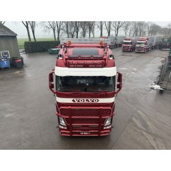 Tekno Volvo FH04 Globetrotter G&J van Leeuwen