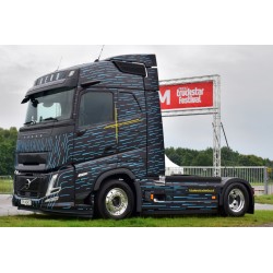 WSI VOLVO FH AERO GLOBETROTTER 4X2 Premium Line