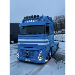 Tekno Volvo FH Aero Globetrotter XXL Tenden Transport