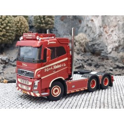 WSI Volvo FH4 low roof 6x2 D.G.vd Nadort & zn