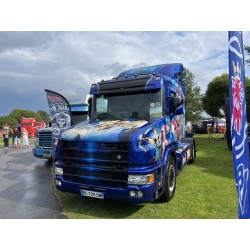 Scania 4-serie Garage du Midi - Super Heroes