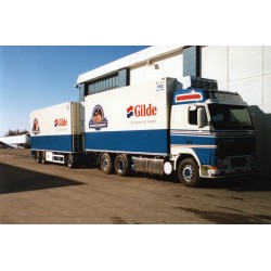 Tekno Volvo FH16 Globetrotter Holm