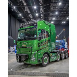 Tekno Volvo FH05 Globetrotter XL Cadzow