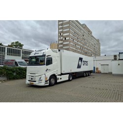 WSI VOLVO FH AERO GLOBETROTTER XL DFDS