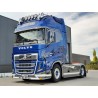 Tekno Volvo FH05 Globetrotter XL JT Trans