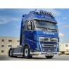 Tekno Volvo FH05 Globetrotter XL JT Trans