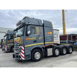 Tekno Mercedes-Benz Actros Gigaspace Friderici