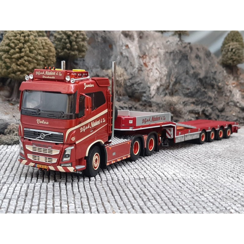 WSI Volvo FH4 low roof 6x2 D.G.vd Nadort & zn