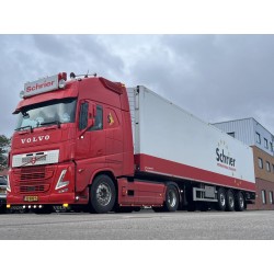 Tekno Volvo FH05 Globetrotter XL Schrier