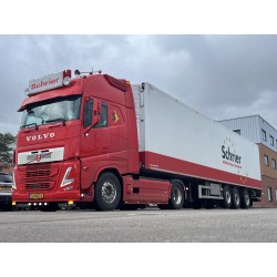 Tekno Volvo FH05 Globetrotter XL Schrier