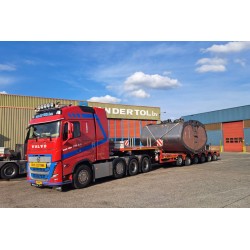 WSI VOLVO FH5 GLOBETROTTER Van der Tol