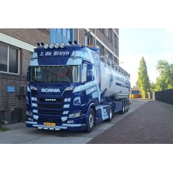 WSI SCANIA R HIGHLINE CR20H J. de Bruyn