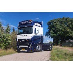 WSI VOLVO FH5 GLOBETROTTER D. van Leeuwen