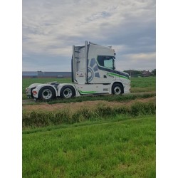 Tekno Tuft S-Highline van Roy