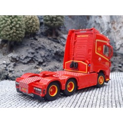 Tekno Volvo FH4 globetrotter 6x2 Brians renovations