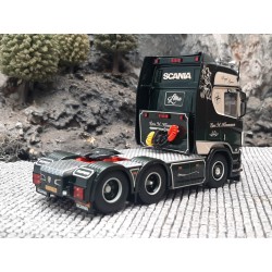 Tekno Scania NGS R650 highline 6x2 Lars Klemmensen